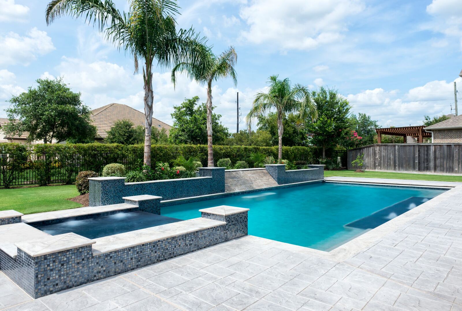 Custom Swimming Pools in Bellaire Texas