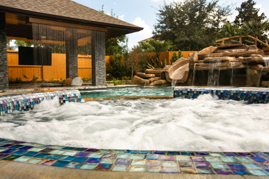 Add Spa To Your New Pool