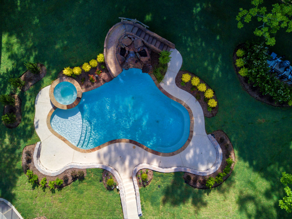 freeform shaped custom pool