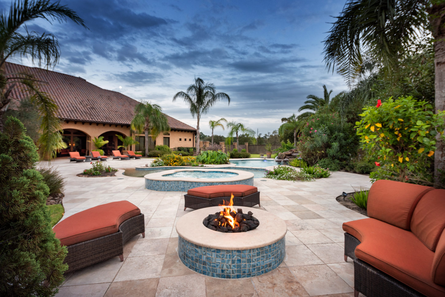 Get Your Outdoor Living Room Ready for Valentine’s Day - Platinum Pools
